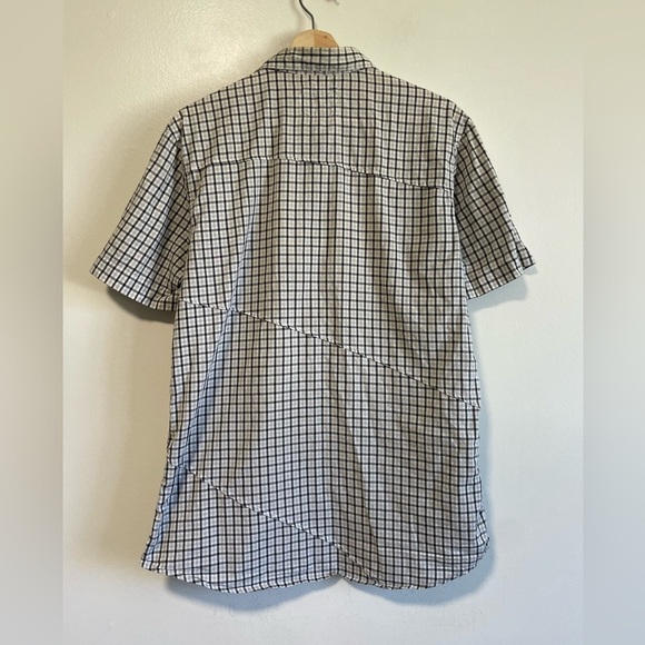 Quicksilver Button Up Short Sleeve Shirt - Black White Check -Pocket Embroidered - Picture 3 of 6